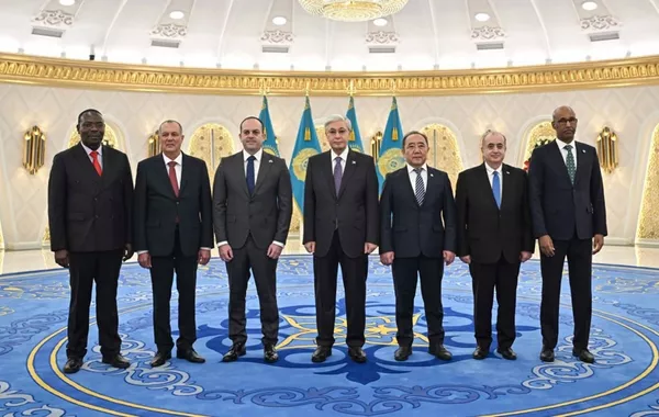 Kazakh President Receives Credentials from Six New Ambassadors