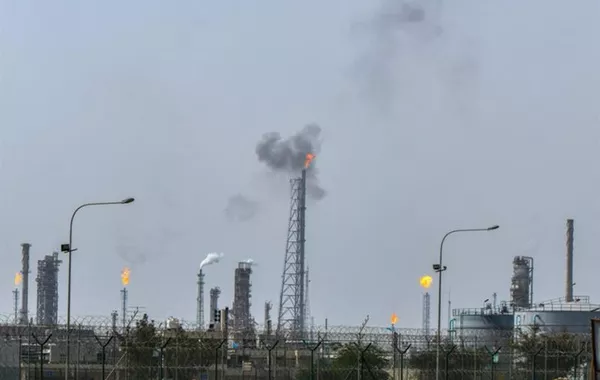 Iran Says It Targeted Kuwait and UAE After Oil Facility Strikes