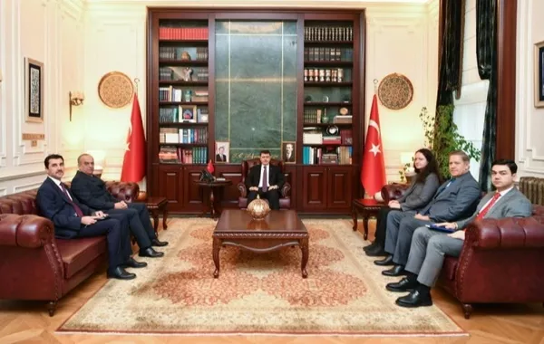 Tajik Ambassador Holds Meeting with Ankara Governor