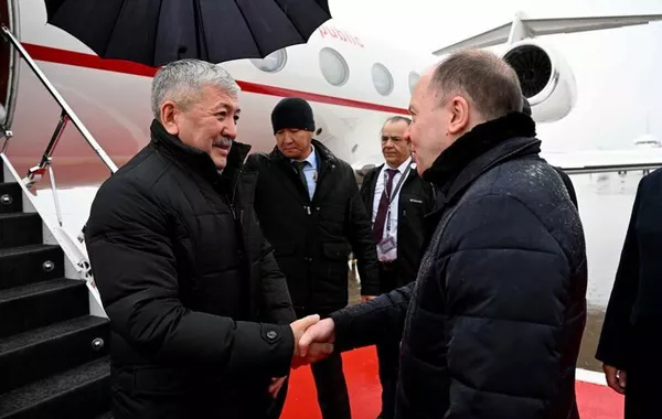 Kyrgyz Top Official Arrives in Moscow for Key SCO Meeting