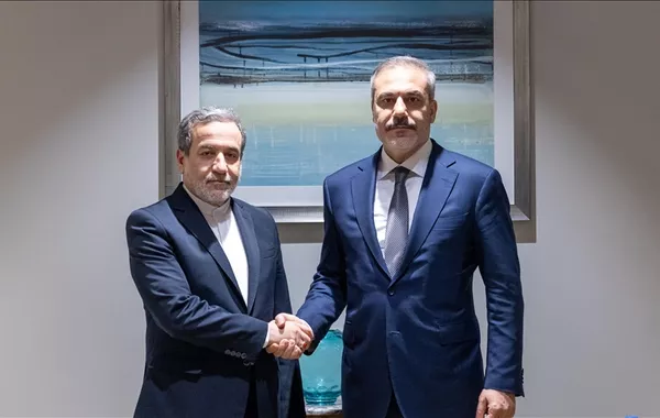 Top Iranian, Turkish Diplomats Discuss Bilateral Ties, Regional Developments