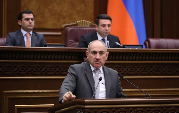 Pashinyan Seeks Changes to Armenian Citizenship Rules