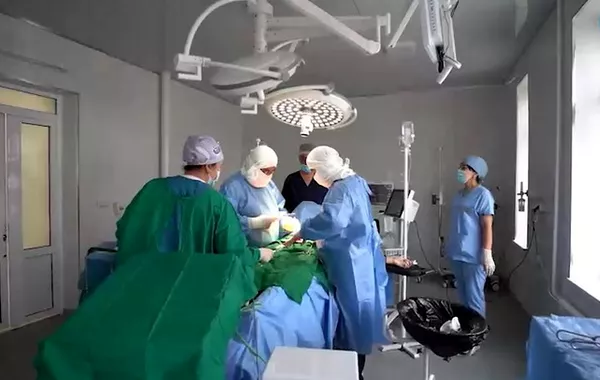 Uzbek Child Receives Groundbreaking Heart Valve Replacement by Local Surgeon
