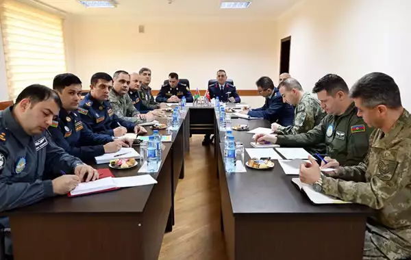 Azerbaijani and Turkish Air Forces Discuss Military Cooperation