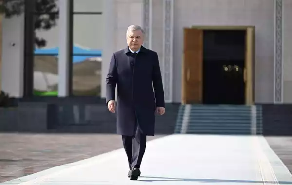 Uzbekistan President Leaves for Paris