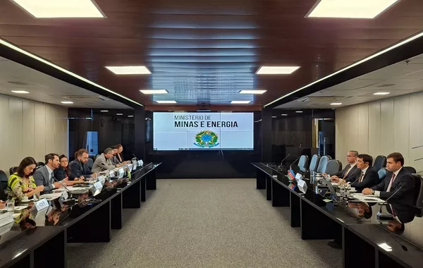 Azerbaijan Explores Energy and Mining Cooperation with Brazil