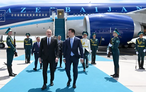President Ilham Aliyev Begins Working Visit to Kazakhstan