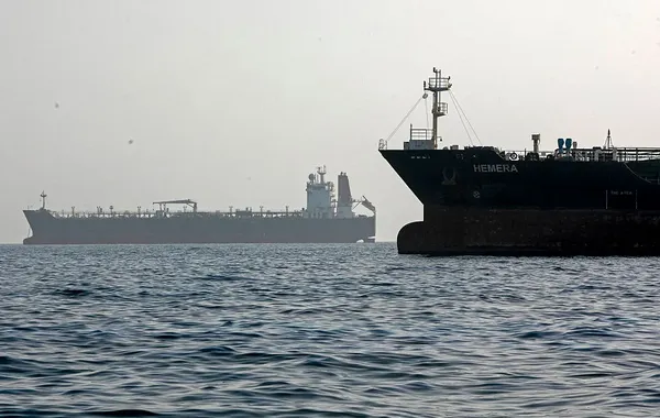Iran Reveals ‘Offensive’ Doctrine, US Issues Alert: Is War Imminent?