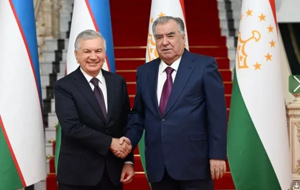 Tajikistan, Uzbekistan Pledge Deeper Cooperation in Trade, Energy, and Innovation