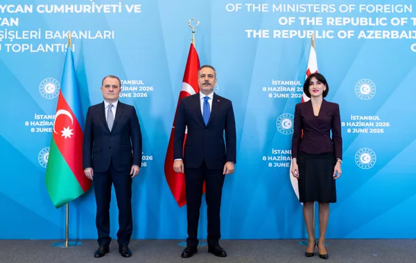Azerbaijani, Turkish, Georgian FMs Meet in Istanbul