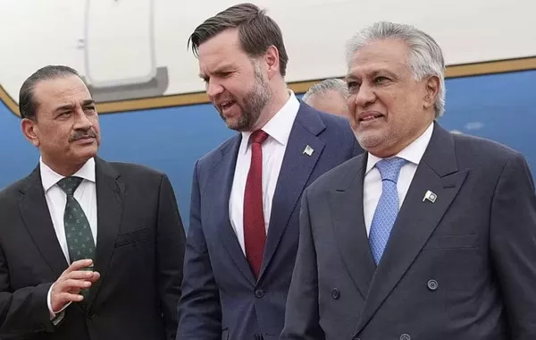 US and Iran Leaders Hold Peace Talks in Islamabad to End Conflict