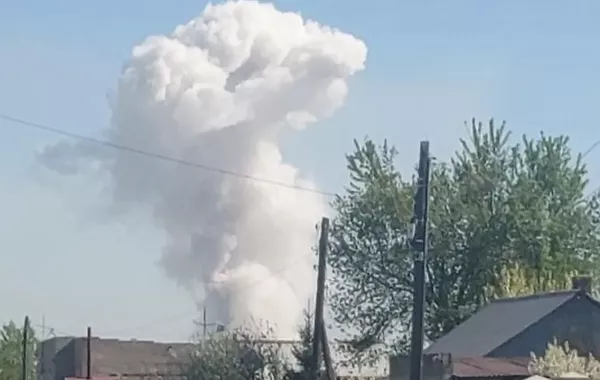 Explosion Sparks Fire at Industrial Site in Kazakhstan's Oskemen - VIDEO