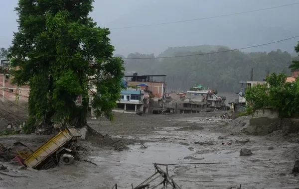 Two Kazakh Women Missing in Nepal-China Border Disaster