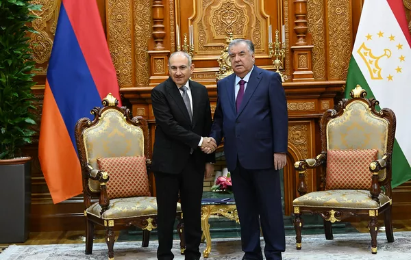 Tajik President, Armenian PM Push to Revive Key Trade Commission at CIS Summit