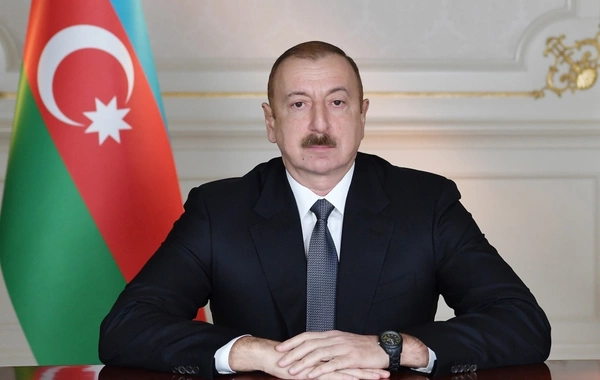 Azerbaijan Raises Monthly Salaries of Active Duty Military Personnel, Employees with Special Ranks