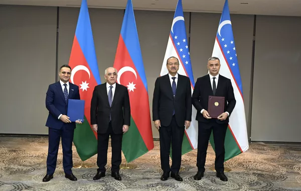 Azerbaijan, Uzbekistan Sign Documents in Presence of Both Countries’ PMs