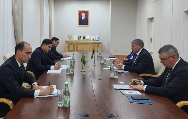 Turkmenistan, Lithuania Explore Central Asia-EU Transport Ties