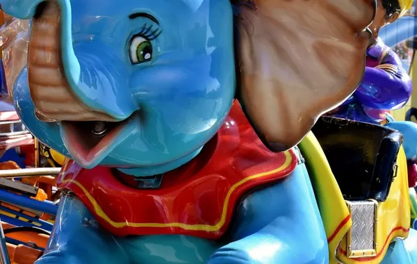 Carousel Accident in Kazakhstan: Children’s Cabin Suddenly Drops