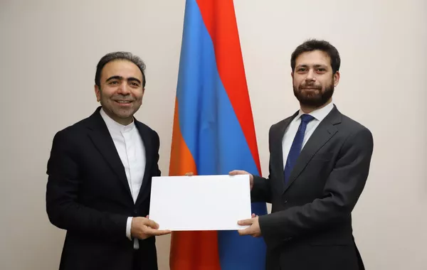 Iran’s New Ambassador Begins Diplomatic Mission in Armenia
