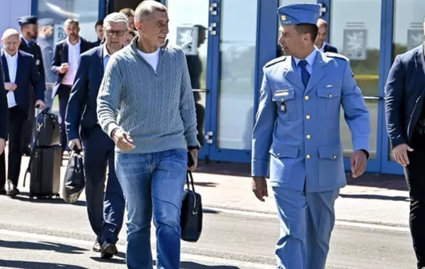 Czech PM Chooses Azerbaijan for First Foreign Trip