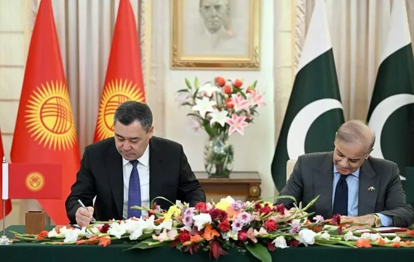 Kyrgyzstan, Pakistan Sign Major Deals to Expand Cooperation