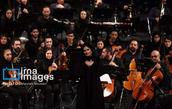 Iran’s First Female Conductor Leads Tehran Symphony