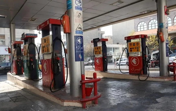 Iran to Cut Fuel Price Subsidies in Challenging Move Amid Economic Crisis