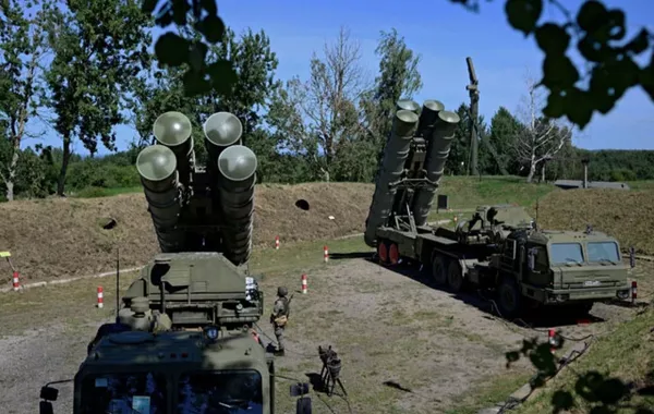 UAE or Qatar? Turkish Report Fuels Speculation Over S-400 Sale
