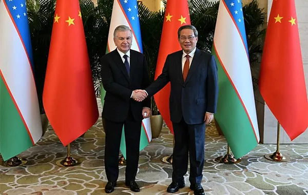 Uzbek President, Chinese Top Official Discuss Expanding Trade, Investment, and Cooperation