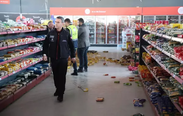 Three Earthquakes Hit Türkiye's Western City in a Single Day