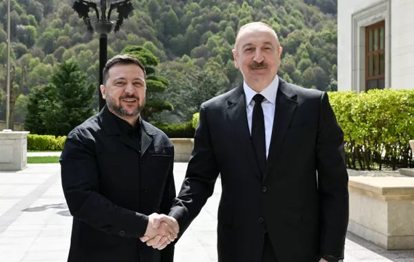 Ukraine's Zelenskyy Arrives in Azerbaijan for Working Visit - PHOTOS