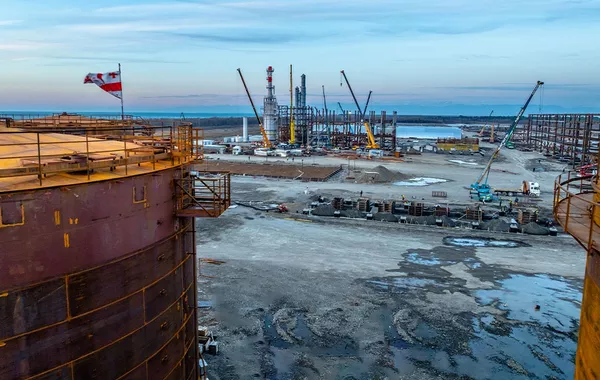 Georgian Refinery Says It Will Phase Out Russian Oil After EU Sanctions Warning