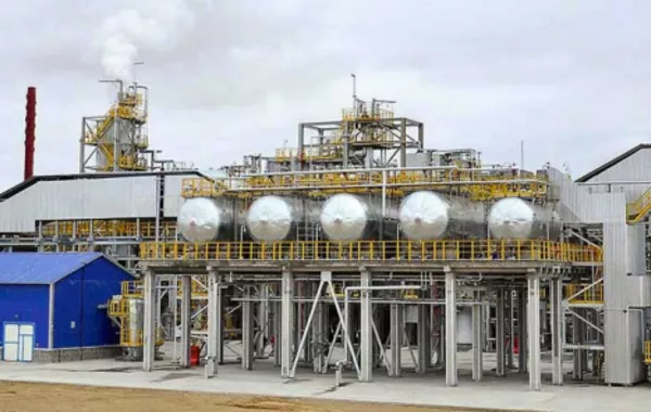 Turkmen Oil Refinery Records Strong 21.7% Growth in First Half of 2025