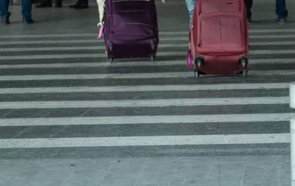 Long Queues Cause Hours-Long Delays at Armenia's Zvartnots Airport