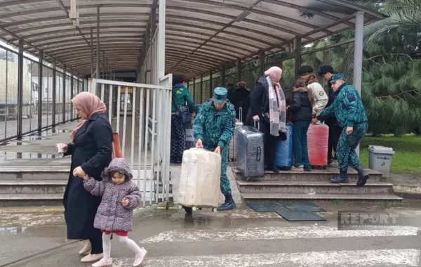 Azerbaijan Receives Dutch and Algerian Diplomats Evacuated from Iran