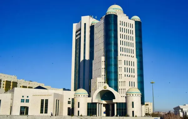 Kazakh Senate to Debate Key Deals With Mongolia, France