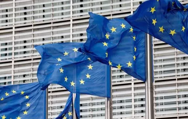 EU Delays Russia Sanctions as Trump Demands Tougher Action