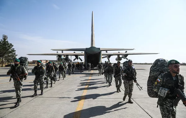 Iran Launches Large-Scale Military Drills Amid Rising Regional Tensions