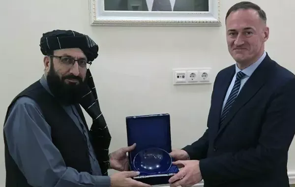 Afghan envoy meets Belarusian ambassador in Ashgabat to discuss bilateral cooperation