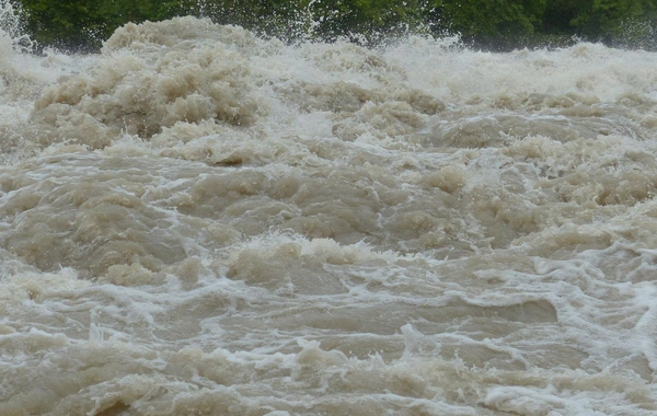 Uzbekistan Issues Flash Flood Warnings Across Eight Regions