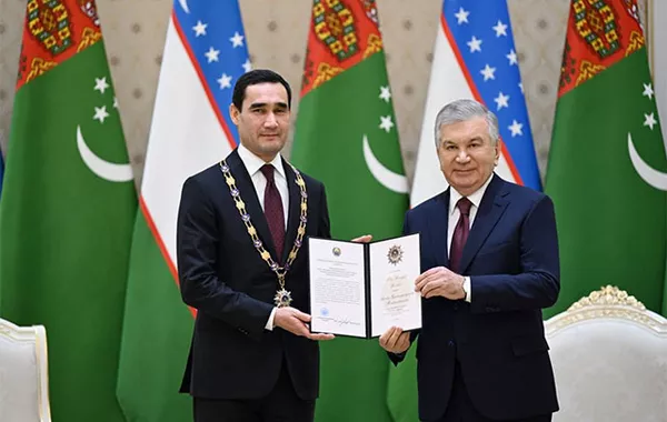 Uzbekistan Awards Turkmen Leader with Its Highest State Honor