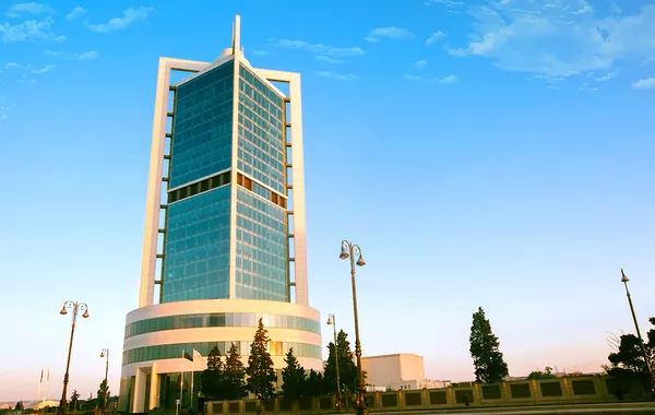 Azerbaijan's State Oil Fund Invests in ADNOC Gas Pipeline Infrastructure