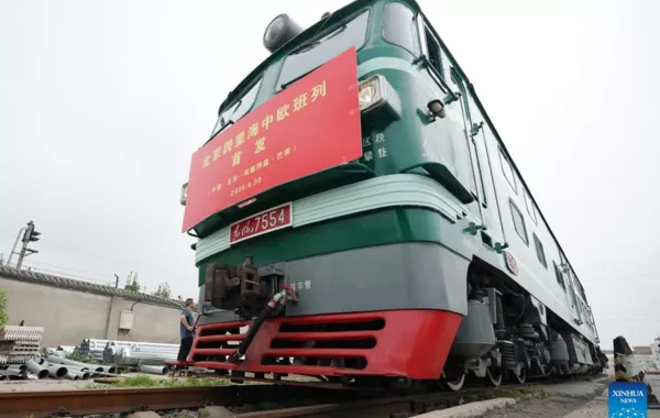 China Rolls Out Nanchang-Baku Freight Rail Link via TITR