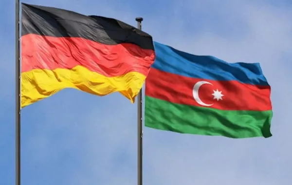 Azerbaijani, German Presidents Hold One-on-One Talks