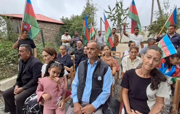 Nine Azerbaijani Families Receive Keys to Houses in Seyidbayli, Khojaly