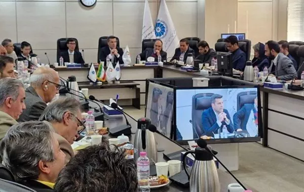 Iran, Vietnam Seek Closer Ties in Investment and Finance