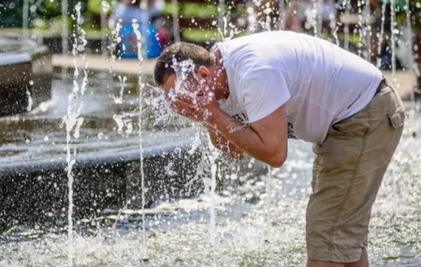 Tajikistan Faces Scorching Heatwave Next Week, Meteorologists Warn