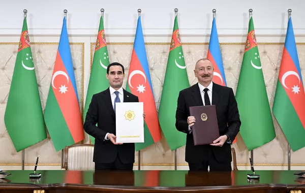 Azerbaijan, Turkmenistan Strengthen Ties with Document Exchange Ceremony