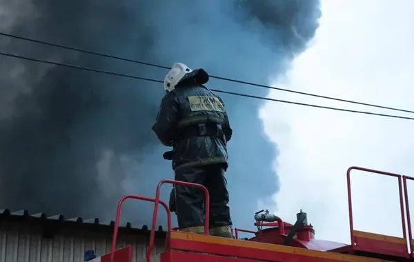 Firefighters Rescue 15 People From Burning Apartment Building in Kazakhstan