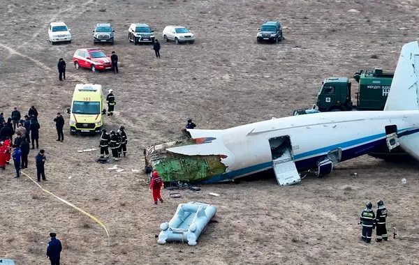 Azerbaijan Says Investigation into AZAL Plane Crash Near Aktau Underway